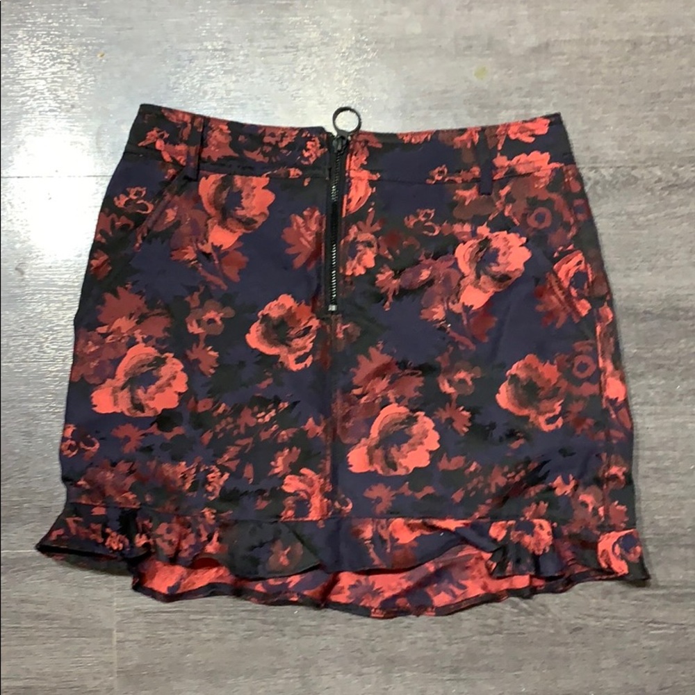 Express Zip down skirt